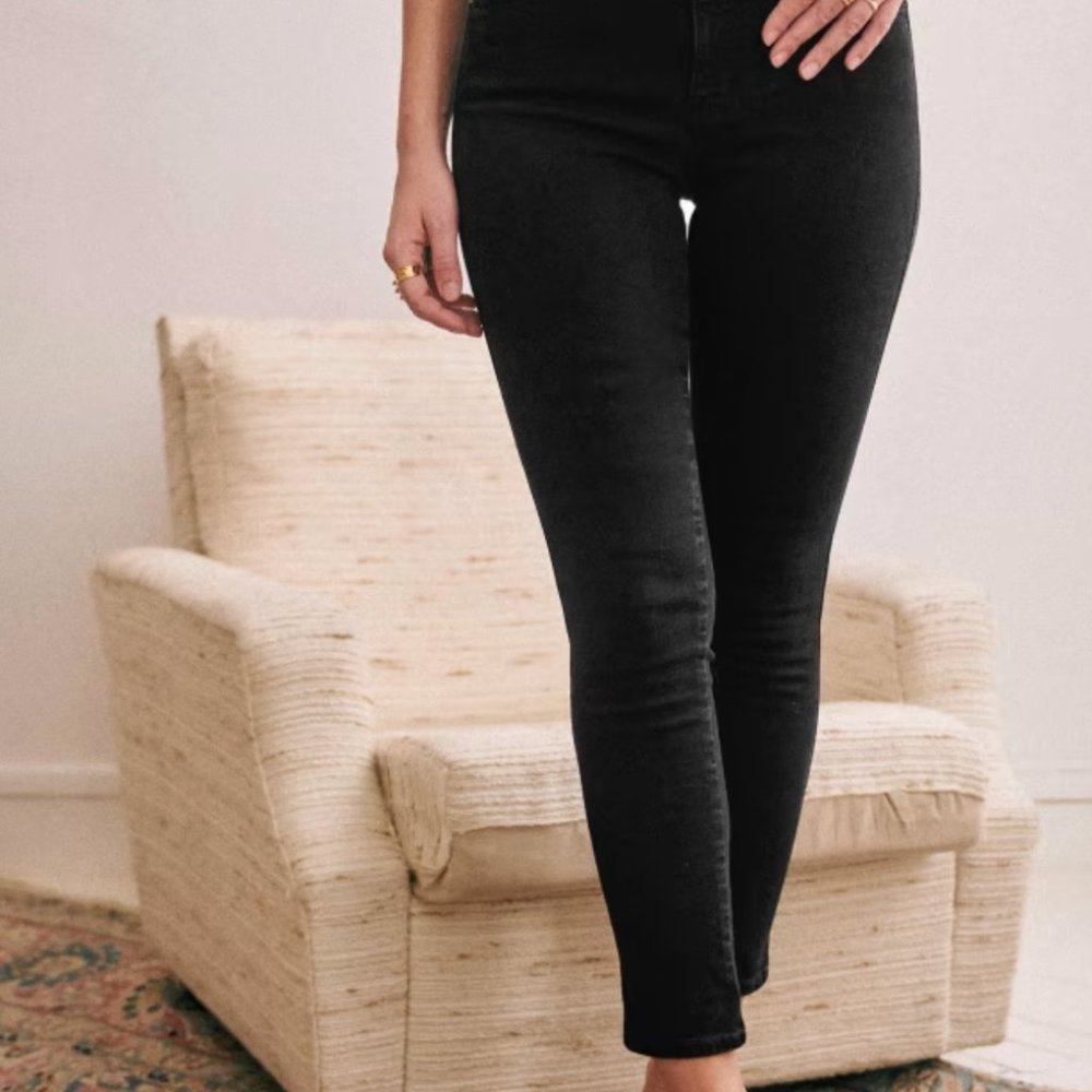 Sezane PERFECT SLIM Black Jeans